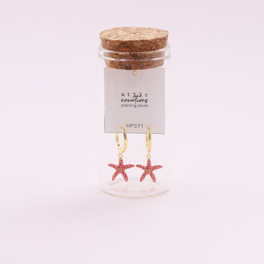 HP371 Red enamel Starfish hoop earrings