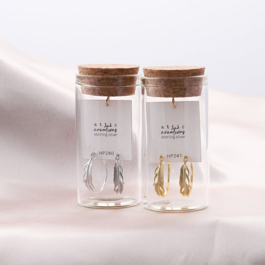 HP240/HP241 Crystal and feather hoop earrings