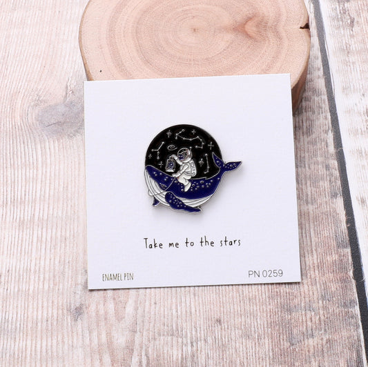 PN0259 ASTRONAUT RIDING ON WHALE