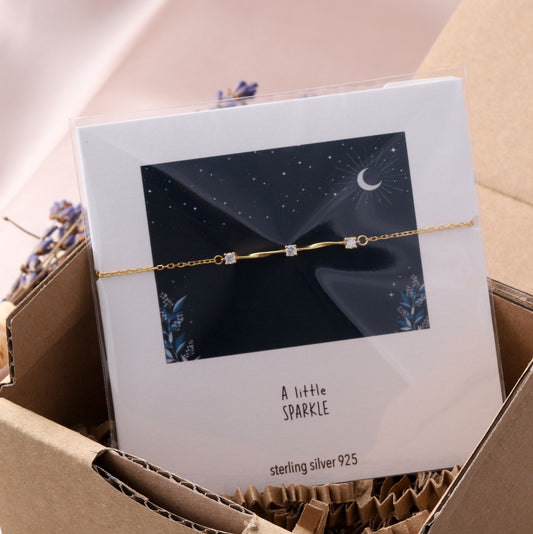 BC4013/G A LITTLE SPARKLE Twist with Three Crystals Bracelet