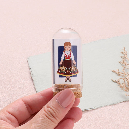 TT72046/47 Norwegian bunad with flower earrings