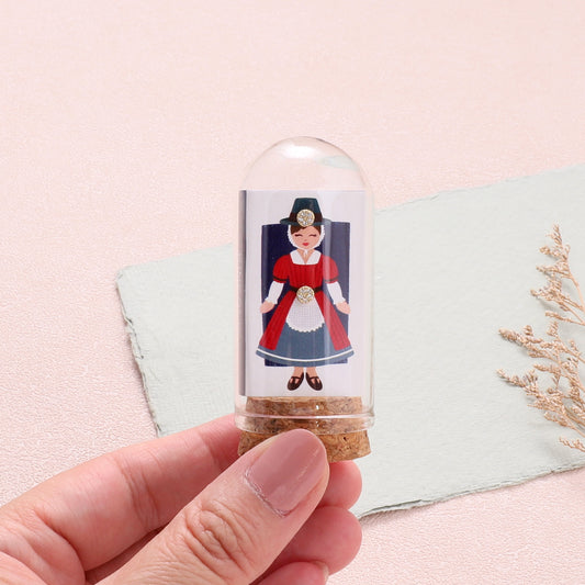 TT72032/33/34/35 KINFOLK Welsh dancer