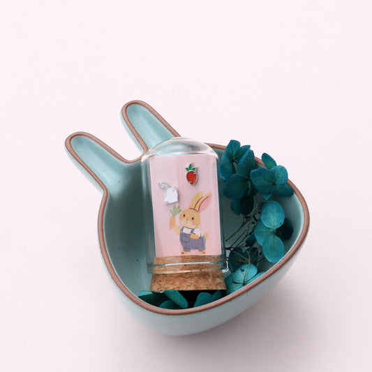 ESTT508 Easter Bunny and Carrot earrings in a bottle