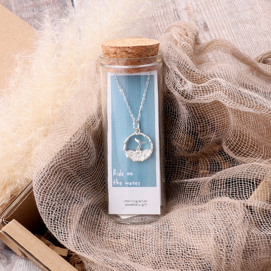 NT1010 The Sea and Whale Tail Necklace