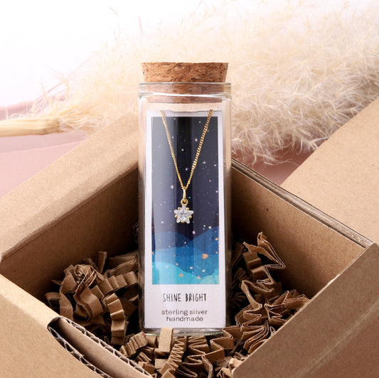 NT3012 Shine Bright Crystal Star Necklace Gold