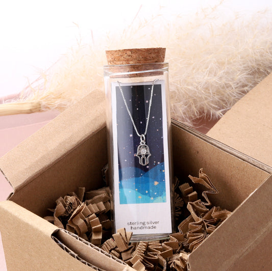 NT3013 Fatima Hand With Star Necklace Silver