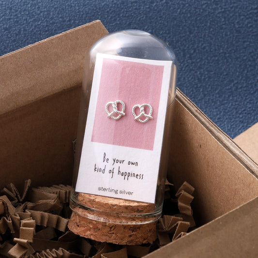 TT60074 Silver KNOTTED Pretzel earrings in a bottle