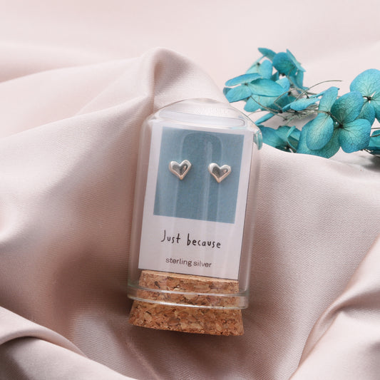 TT50045/TT50046 just because ..heart earrings