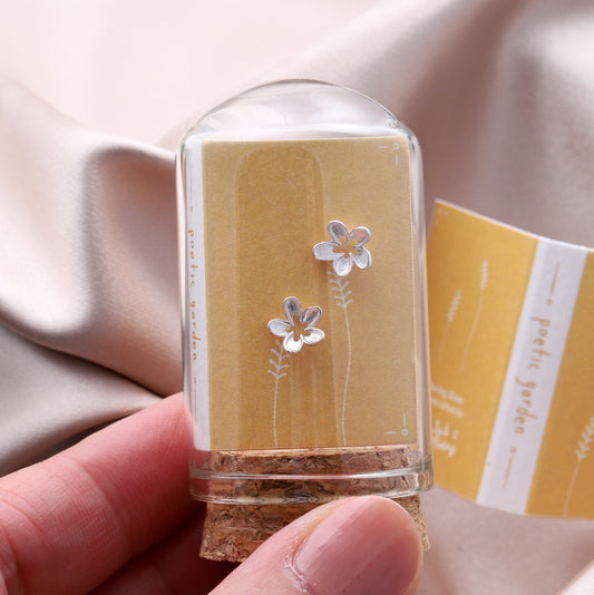 TT55032 Hollowed centre flower earrings