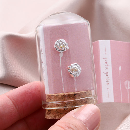 TT55001 Carnation flower earrings