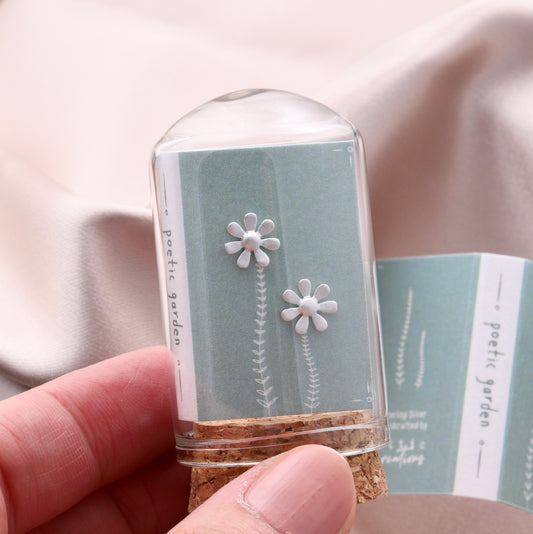 TT55036 Classic little flower earrings