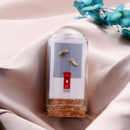 TT61094 British Life gold DOVE with envelope TT53004