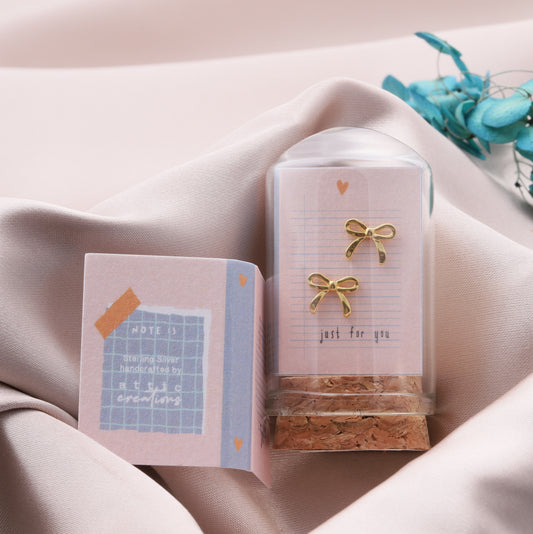 TT57024 LITTLE NOTE little bow earrings GOLD
