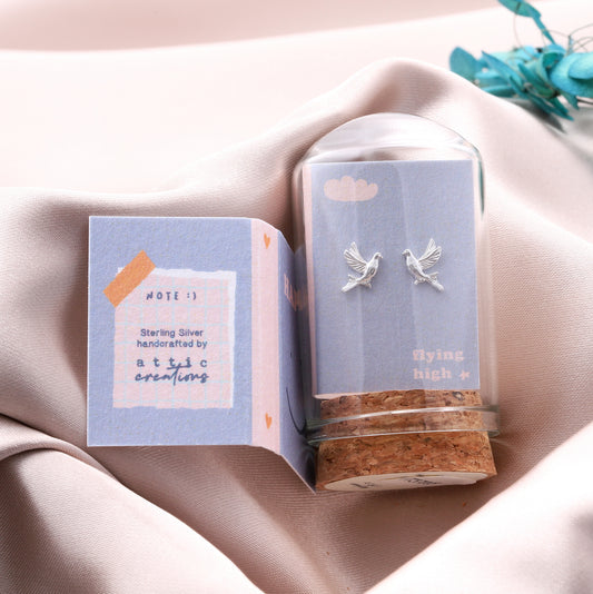 TT57015 LITTLE NOTE Flying bird earrings