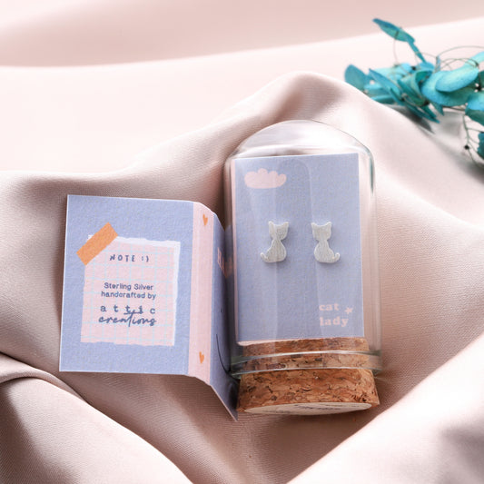 TT57007 LITTLE NOTE little plain cat earrings