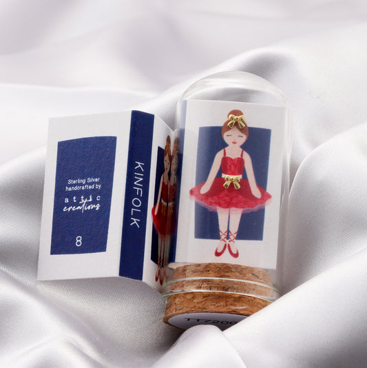TT72008 KINFOLK 'Ballerina B' Tiny bow earrings