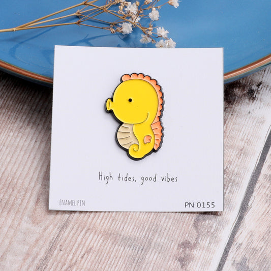 PN0155 Yellow seahorse Enamel Pin