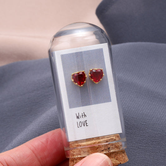 SS093 Red crystal heart earring studs
