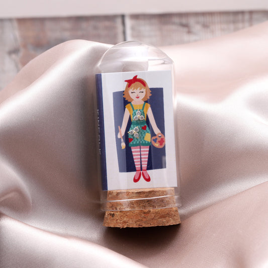 TT72024 KINFOLK Painter with Clear three gem triangle earrings