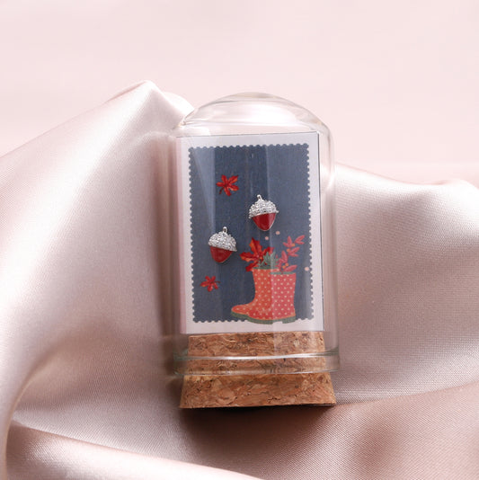 TT52062 Red acorn earrings