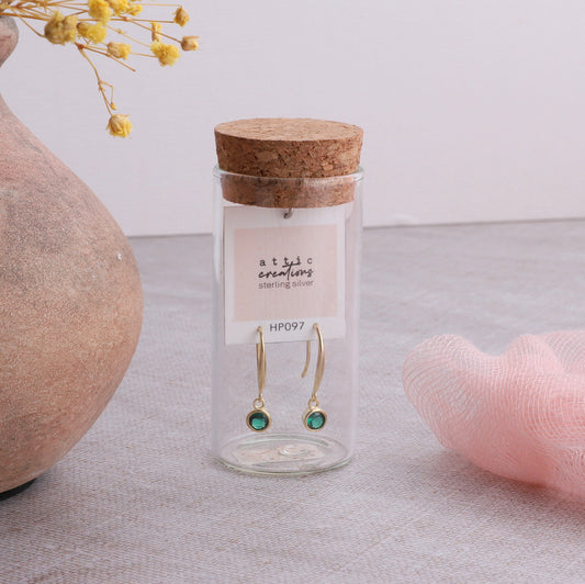 HP097 Single emerald Hook earrings