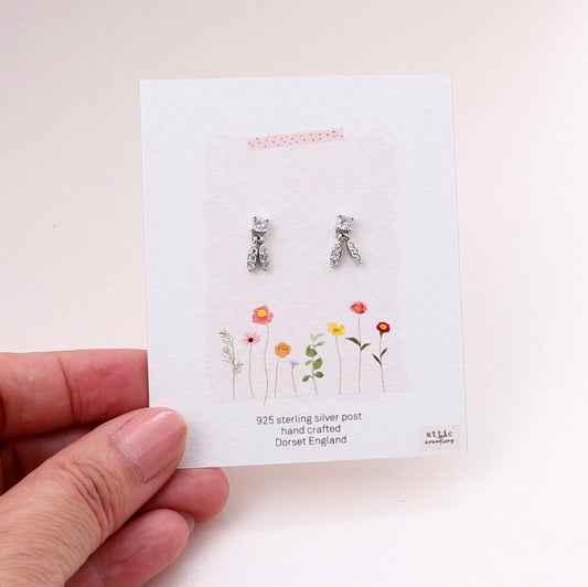ME190 Crystal hanging leaves earrings- silver