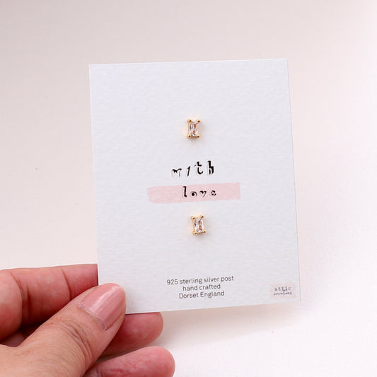 ME169 Gem earrings studs -gold clear