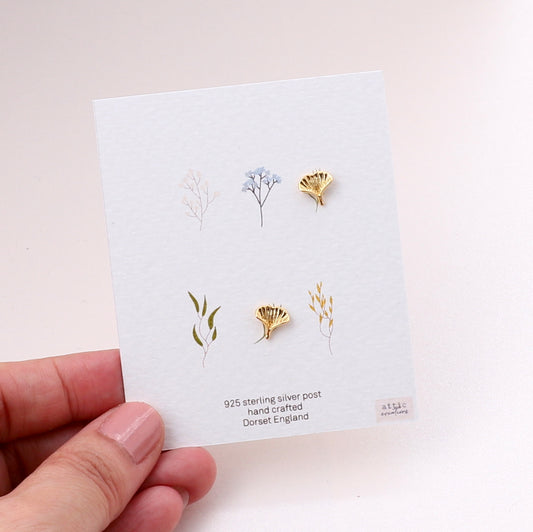 ME255 Gold ginkgo leaf earrings