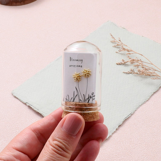 TT51085 'blooming awesome' dandelion /gold