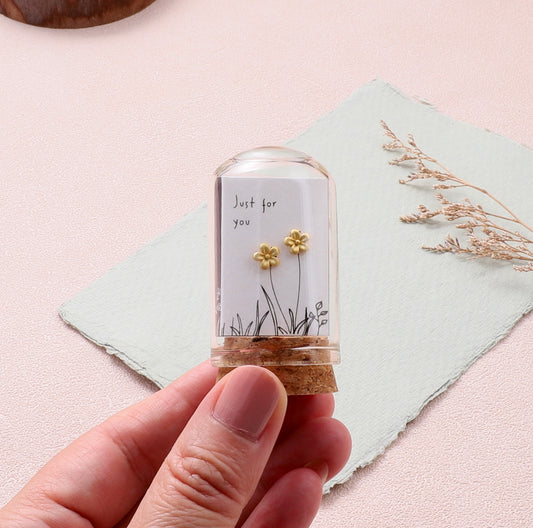 TT51063 'Just for you' cutie flower gold