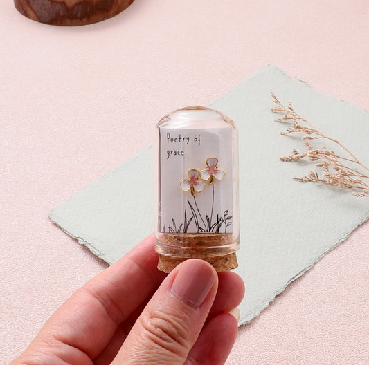 TT51202  POETRY OF GRACE Painted flower earrings
