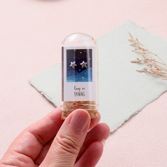 TT60041 Keep on shining mini star earrings in a bottle silver