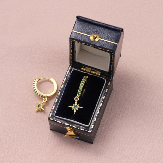 MEH009 Gold Green North star hanging ear hoops