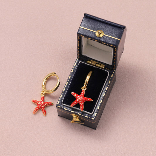 MEH026 Red Starfish Hanging Ear Hoops