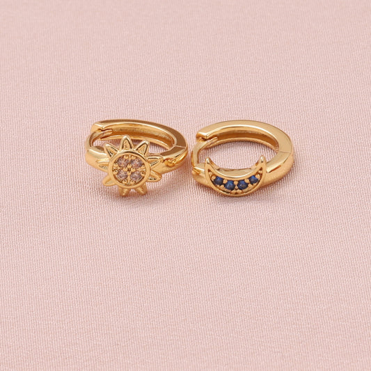 MEH040 Sun and Moon Ear Hoops / Gold