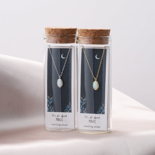 ST4025 it's all about MAGIC  Moonstone pendant necklace